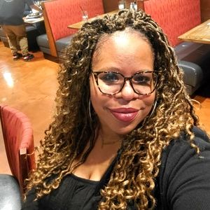 Meet your Posher, Tekoa